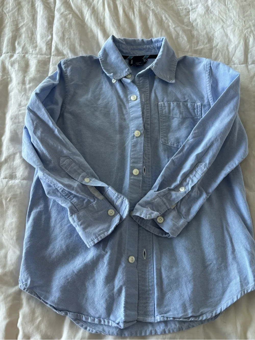 Gap boys small 6/7 Light Blue Long Sleeve Button Down Shirt